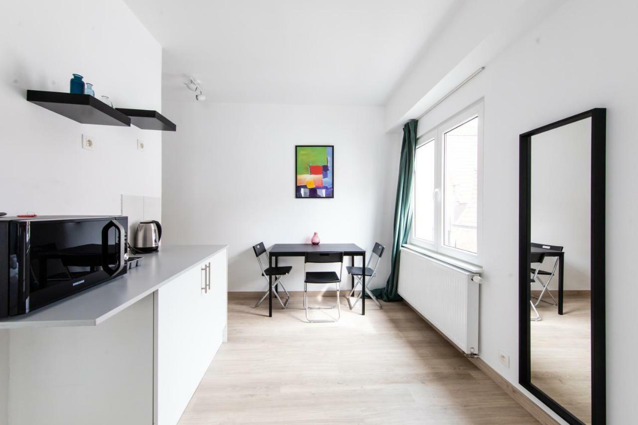 Flat In The Heart Of Antwerp Centrum Room photo